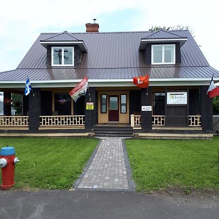 Dans Les Draps De Morphee Bed & Breakfast Campbellton Dış mekan fotoğraf