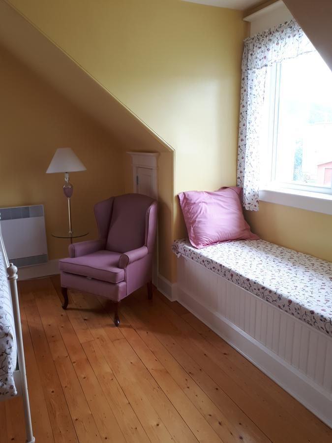 Dans Les Draps De Morphee Bed & Breakfast Campbellton Dış mekan fotoğraf